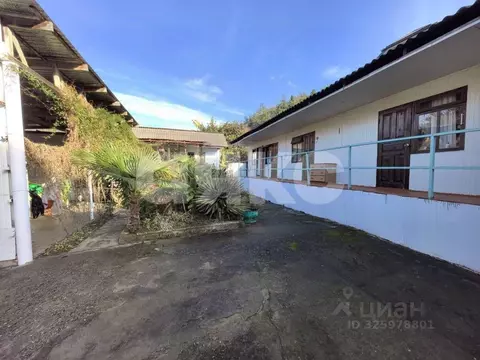 Дом в Краснодарский край, Сочи пос. Лоо, ул. Керченская (156 м)