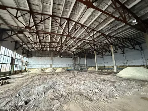 Производственное помещение в Волгоградская область, Светлый Яр рп  ...