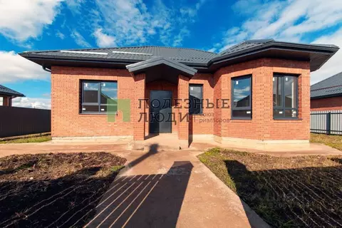 Дом в Краснодарский край, Краснодар ул. Имени В.М. Комарова, 172/2 ...