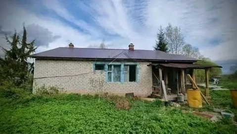 Дом в Новгородская область, Маловишерский район, Бургинское с/пос, д. ...