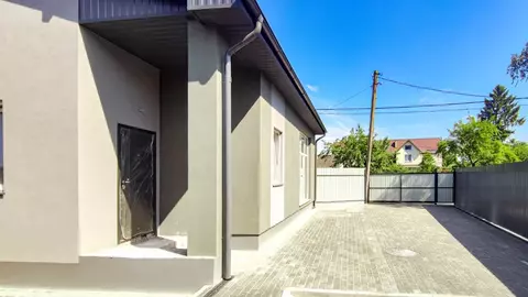 Дом в Калининградская область, Калининград ул. Ломоносова, 53 (130 м)