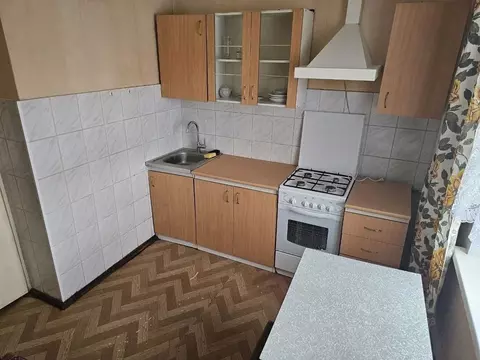 1-к кв. Ленинградская область, Гатчина бул. Авиаторов, 3 (40.0 м)