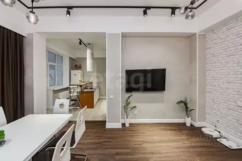 3-к кв. Тюменская область, Тюмень ул. Александра Митинского, 7к1 (84.7 ...