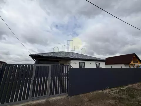 Дом в Иркутская область, Иркутский муниципальный округ, с. Хомутово ...