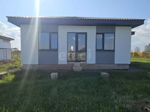 Дом в Башкортостан, Кармаскалинский район, Кабаковский сельсовет, д. ...