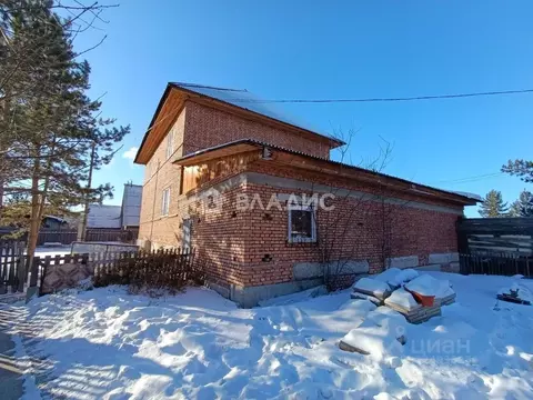 Дом в Бурятия, Улан-Удэ Тепличный мкр, 20-й кв-л,  (300 м)