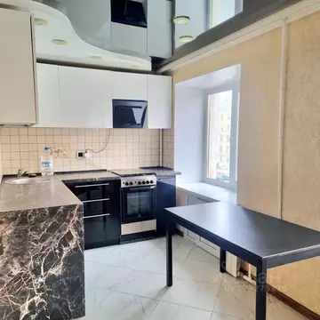 2-к кв. Омская область, Омск просп. Карла Маркса, 31 (42.8 м)