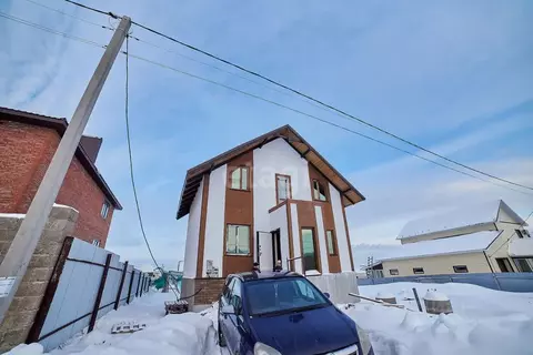 Дом в Башкортостан, Стерлитамакский район, Казадаевский сельсовет, д. ...