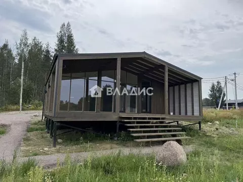 Дом в Ленинградская область, Выборгский район, Полянское с/пос, ...