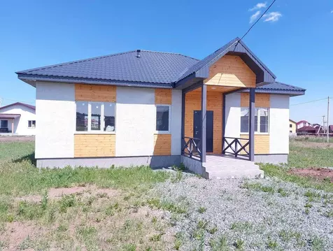 Дом в Свердловская область, Белоярский муниципальный округ, пос. ...