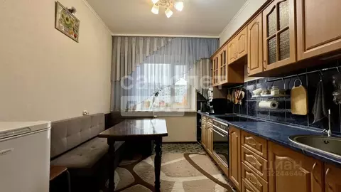 3-к кв. Ханты-Мансийский АО, Нижневартовск Интернациональная ул., 37 ...