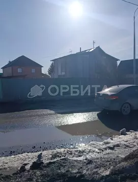 Участок в Тюменская область, Тюмень Парфеново мкр, ул. Хусаинова, 112 ...