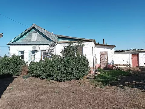 Дом в Волгоградская область, Ленинский район, Царевское с/пос, пос. ...
