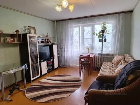 2-к кв. Псковская область, Остров ул. Матросова, 1 (47.4 м)