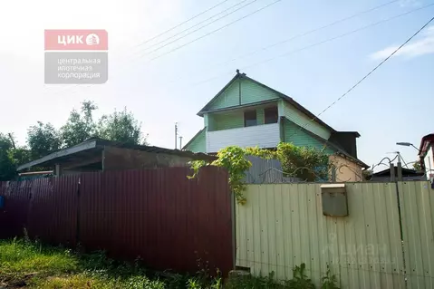 Дом в Рязанская область, Рязанский район, Дубровическое с/пос, с. ...