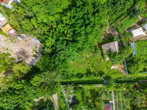 Дом в Хабаровский край, Хабаровский район, Уссуриец СНТ  (20 м)