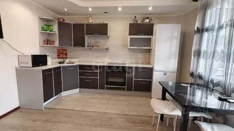 1-к кв. Тюменская область, Тюмень ул. Василия Гольцова, 10 (48.8 м)