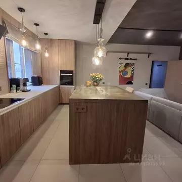 2-к кв. Воронежская область, Воронеж ул. Короленко, 8 (75.0 м)