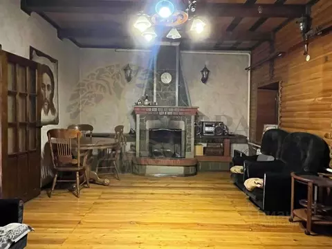 Дом в Воронежская область, Семилукский район, с. Девица ул. Крупской, ...