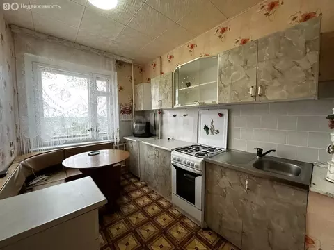 3-комнатная квартира: Усинск, Возейская улица, 13 (68.3 м)