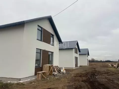 Дом в Пермский край, Пермь ул. Летчика Сергея Сафронова (120 м)