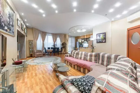4-к кв. Москва Малая Бронная ул., 25 (138.0 м)