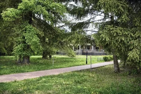 Участок в Московская область, Лобня Луговая мкр, Садовая ул. (12.0 ...