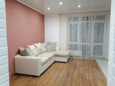 Студия Тюменская область, Тюмень ул. Тимофея Чаркова, 79 (29.0 м)