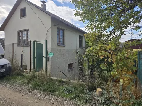 Дом в Крым, Симферополь ул. 33-я Коллективных Садов (75 м)