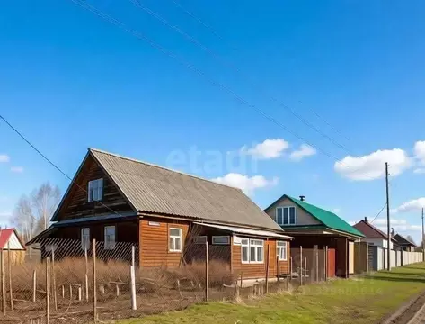 Дом в Пермский край, Березники муниципальный округ, д. Нижние Новинки ...