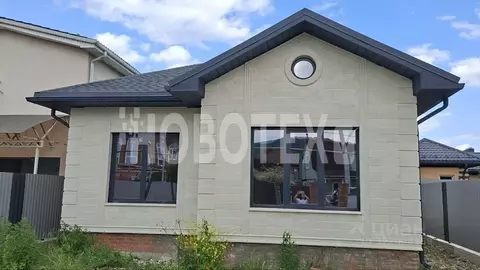 Дом в Краснодарский край, Горячий Ключ Администрация мкр,  (80 м)