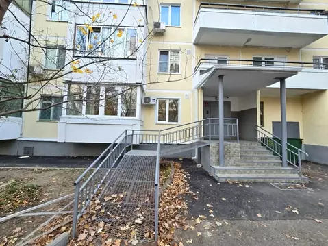 2-к кв. Краснодарский край, Краснодар Уральская ул., 146 (56.0 м)