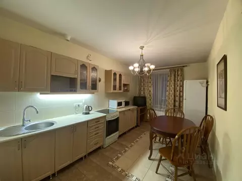 2-к кв. Санкт-Петербург Пулковская ул., 10к2 (65.0 м)