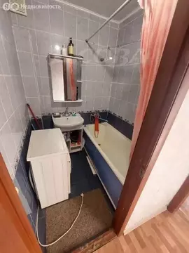 2-комнатная квартира: Тюмень, Горпищекомбинатовская улица, 12А (50 м)