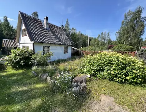 Дом в Ленинградская область, Приозерский район, Ларионовское с/пос, ...