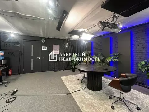 Помещение свободного назначения в Санкт-Петербург Колокольная ул., 5 ...