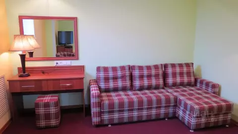 Комната Свердловская область, Малышева пгт ул. Советская, 8 (60.0 м)