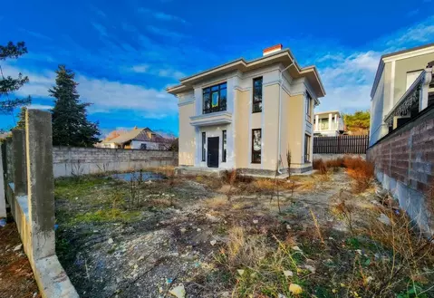 Дом в Краснодарский край, Геленджик Санаторная ул., 67Б (200 м)