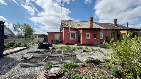 Дом в Омская область, Омск Старый Кировск мкр, пос. Мелиораторов, ул. ...