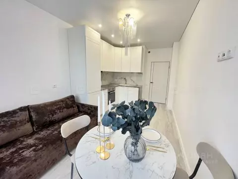 2-к кв. Татарстан, Казань ул. Аметьевская магистраль, 16к1 (70.5 м)