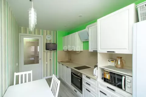 3-к кв. Тюменская область, Тюмень Мелиораторов мкр, ул. Голышева, 2 ...