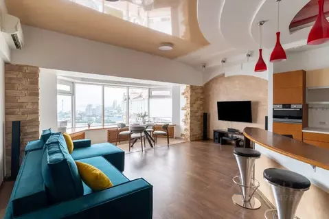 1-к кв. Приморский край, Владивосток Набережная ул., 5В (90.0 м)