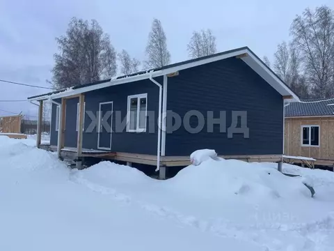 Дом в Новосибирская область, Мошковский район, пос. Октябрьский ул. ...