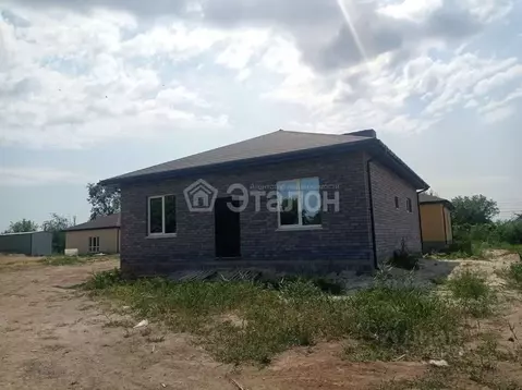 Дом в Волгоградская область, Волгоград Штурманская ул., 66 (110 м)