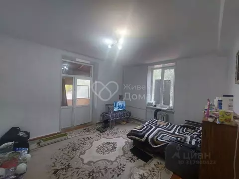 3-к кв. Волгоградская область, Волгоград ул. Борьбы, 7 (17.5 м)