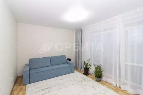 2-к кв. Тюменская область, Тюмень ул. Александра Протозанова, 16к1 ...