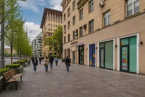 Помещение свободного назначения в Москва ул. Земляной Вал, 25 (58 м)