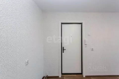 Комната Тюменская область, Тобольск 8-й мкр, 1 (18.3 м)