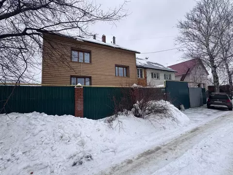 Дом в Новосибирская область, Новосибирск ул. Матросова, 1 (360 м)