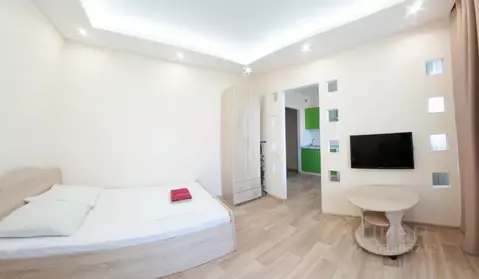 1-к кв. Тюменская область, Тюмень проезд Геологоразведчиков, 44А (35.0 ...